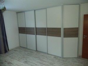 Skříně