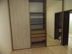 Skříně